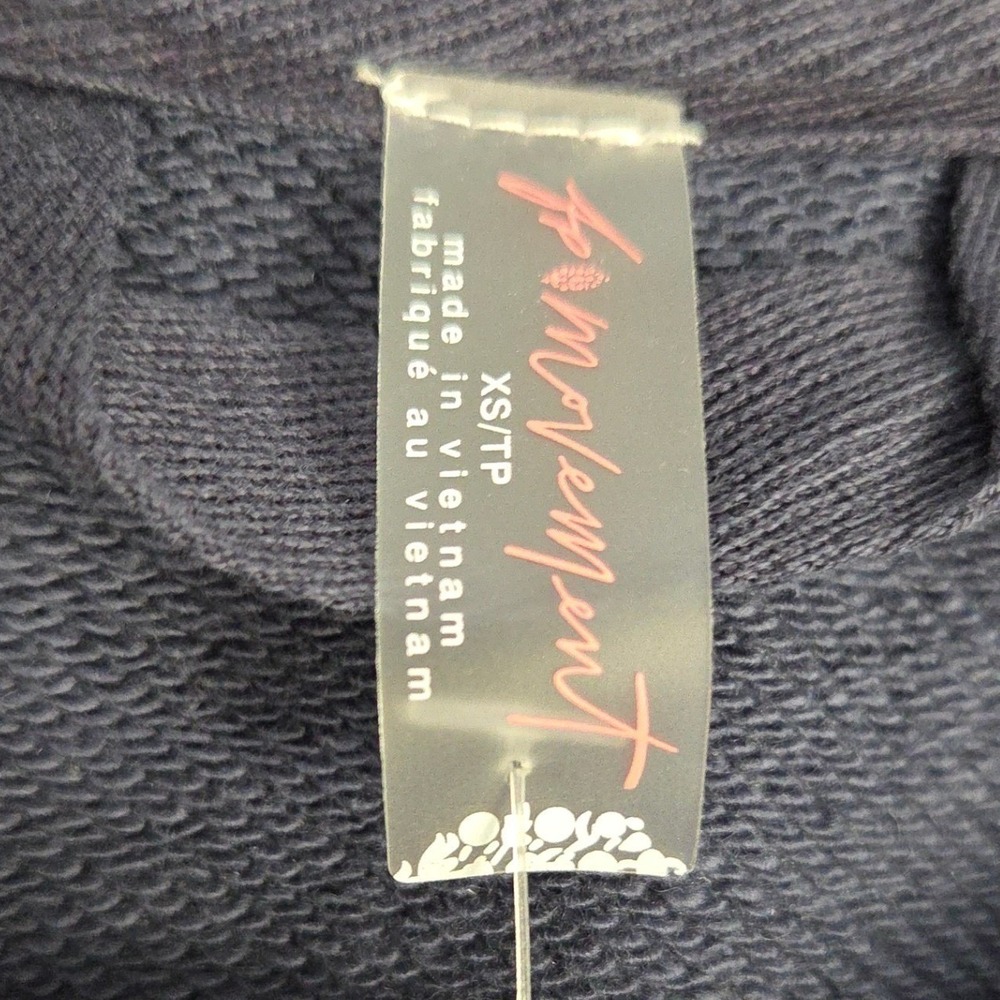 Free People Cropped Shirt Womens XS Misty Blue Sleeveless Tank Top Yoga Gym New - Picture 8 of 11